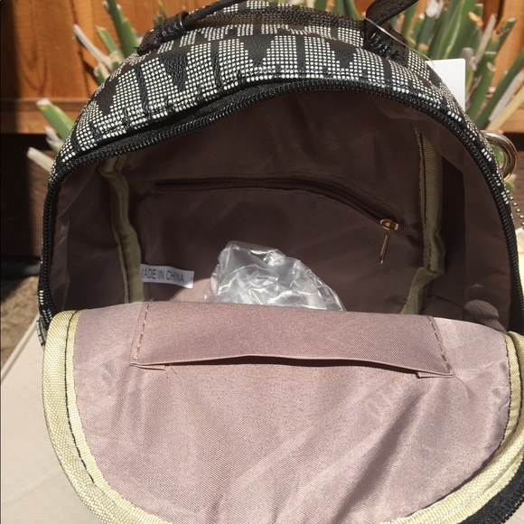 ❤️ NEW Mini M Backpack - Picture 7 of 8